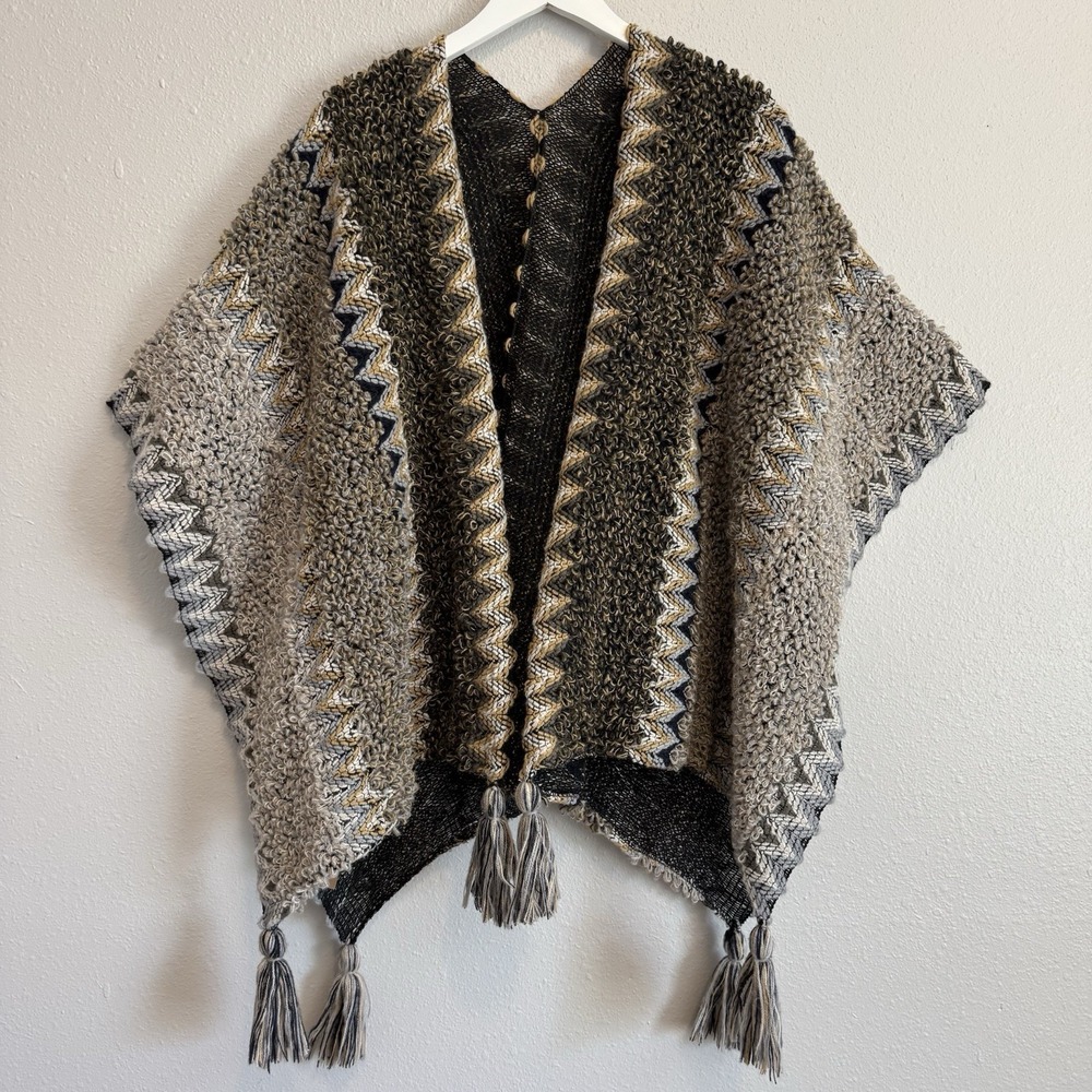 Whimsigoth‎ Boho Chevron Knit Poncho Tassel Fringe Earth Tone Wrap One Size